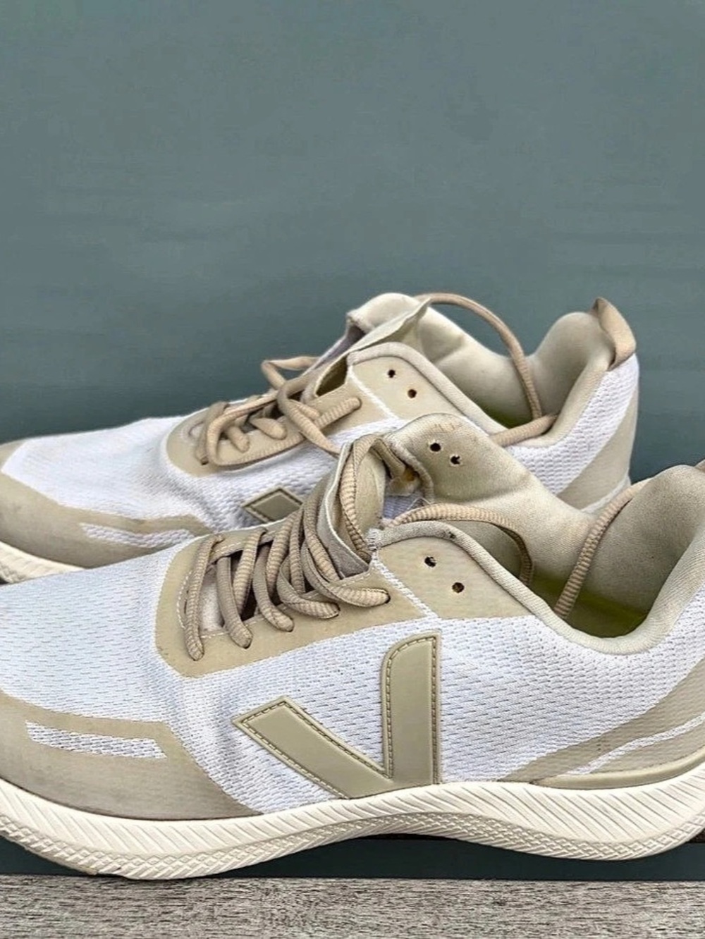 VEJA Impala Engineered Mesh Eggshell Pierre Men’s Running Shoes Size 8.5